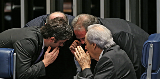 acordão político